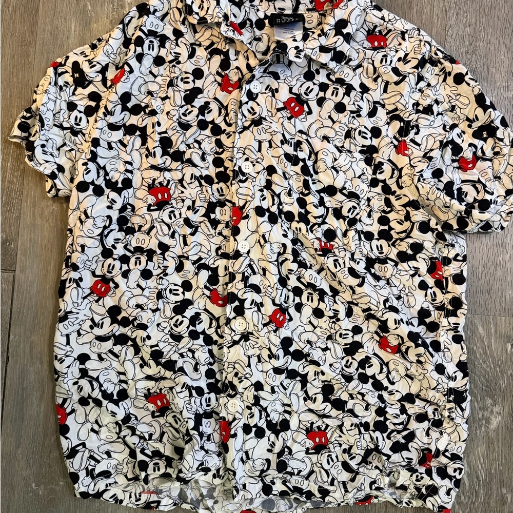 Disney Men's Mickey Mouse Patterned Shirt - Black, White, Red